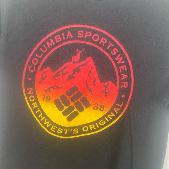 Columbia Shirt - Picture 4 of 4